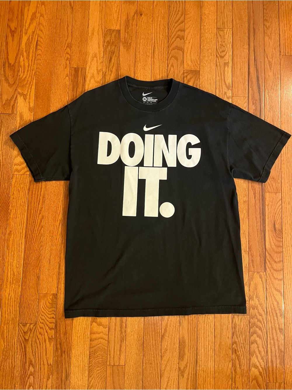 Nike Black Short-Sleeve 'DOING IT.' Graphic Tee/Men’s Sz XL